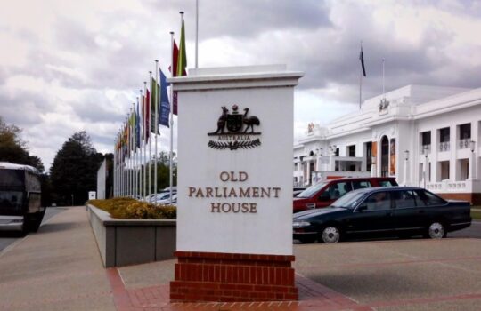 politics-img-3